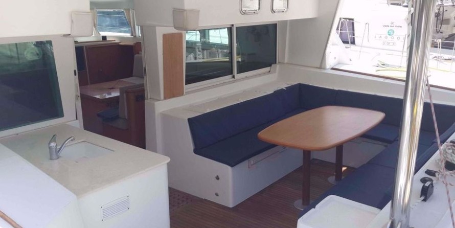 Lagoon 500