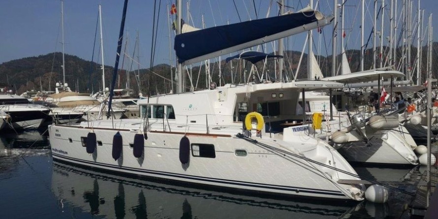 Lagoon 500