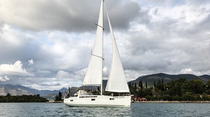 Beneteau Oceanis 48