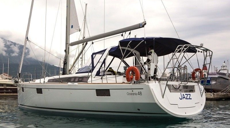 Beneteau Oceanis 48
