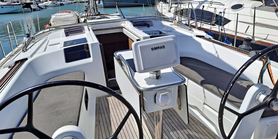 Hanse 415