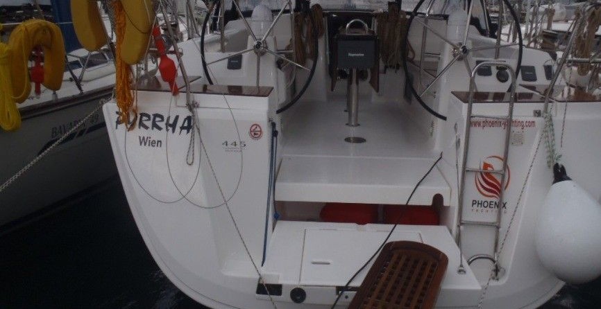 Dufour 445