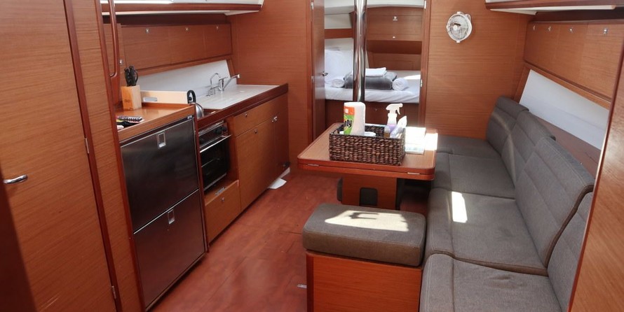 Dufour 382