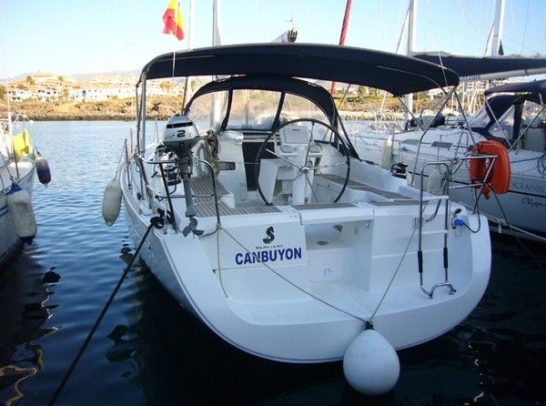 Beneteau Oceanis 37