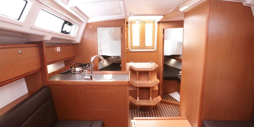 Bavaria CRUISER 34