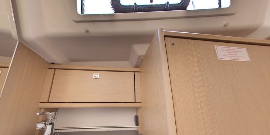 Bavaria CRUISER 34