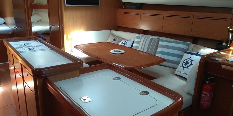 Beneteau Cyclades 50