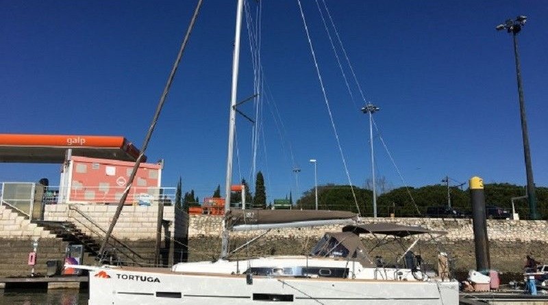 Dufour 382