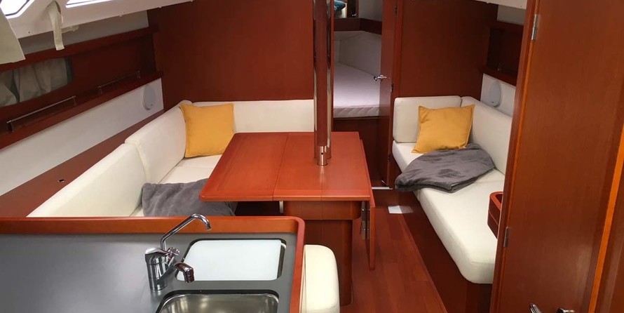 Beneteau Oceanis 34