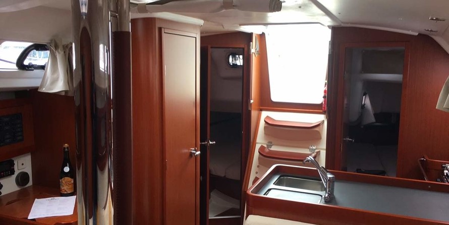 Beneteau Oceanis 34