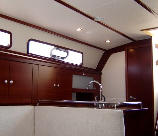 Hanse 370