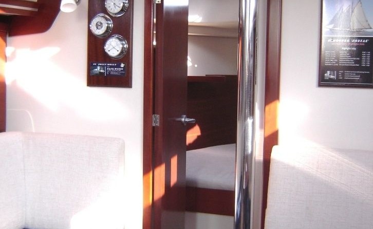 Hanse 370