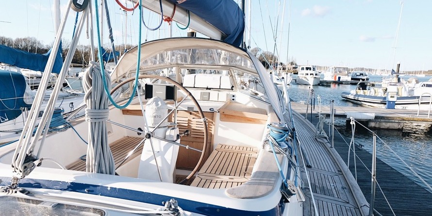 Hallberg Rassy 36