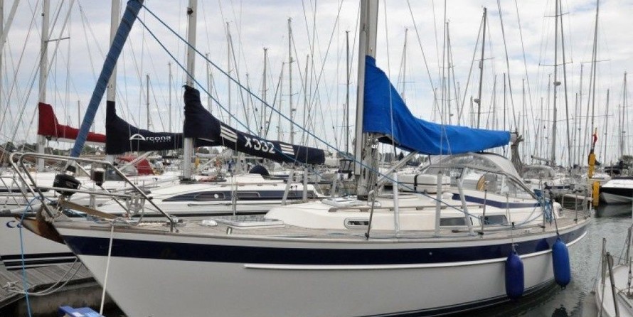 Hallberg Rassy 36
