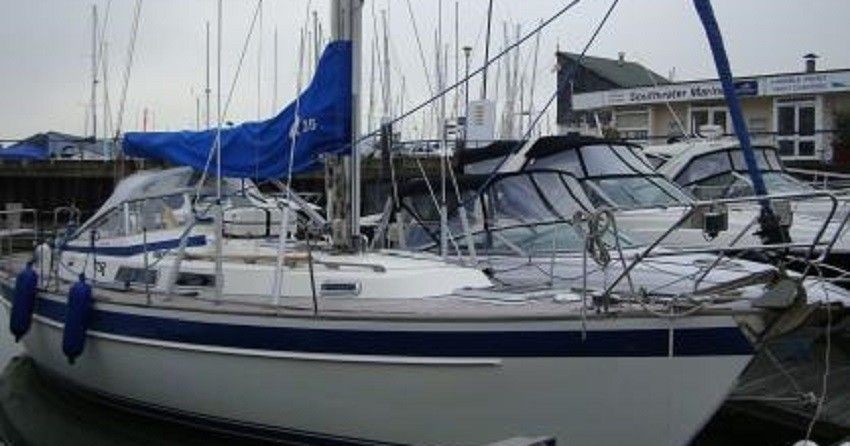 Hallberg Rassy 36