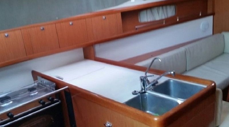 Jeanneau Sun Odyssey 37