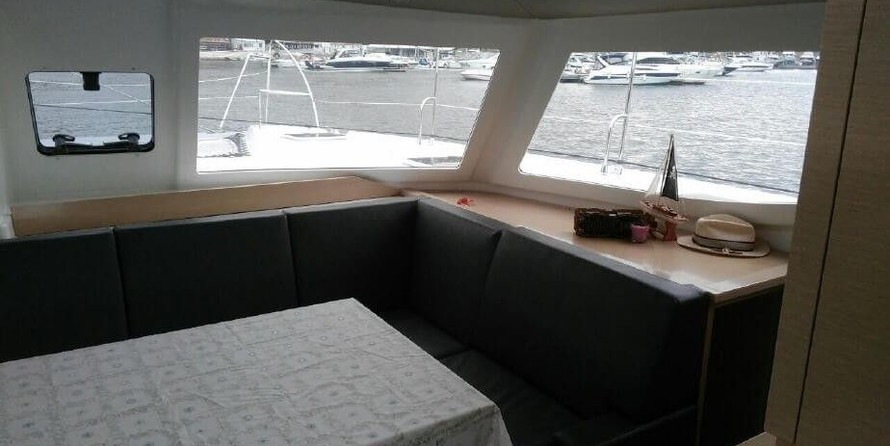 Fountaine Pajot Helia 44