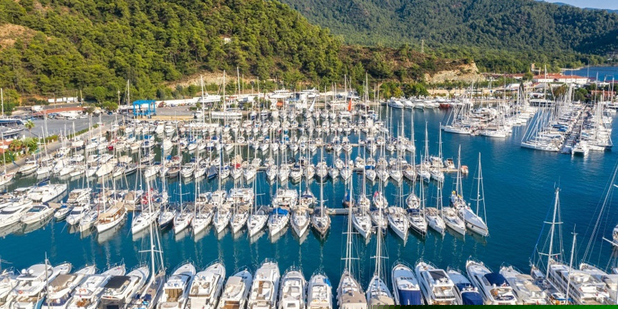 Beneteau Oceanis 43