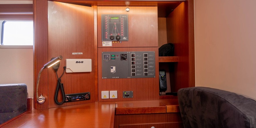 Hanse 505