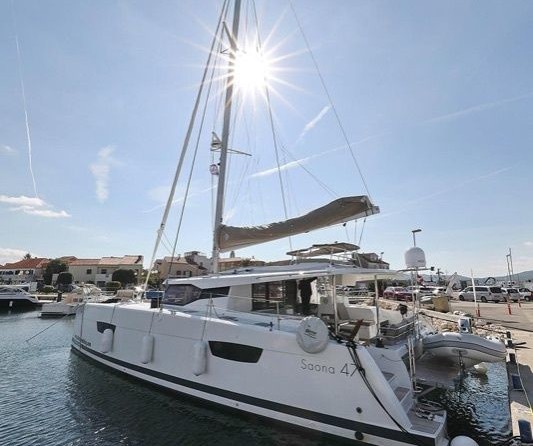 Fountaine Pajot Saona 47