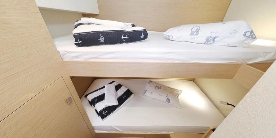 Fountaine Pajot Saona 47