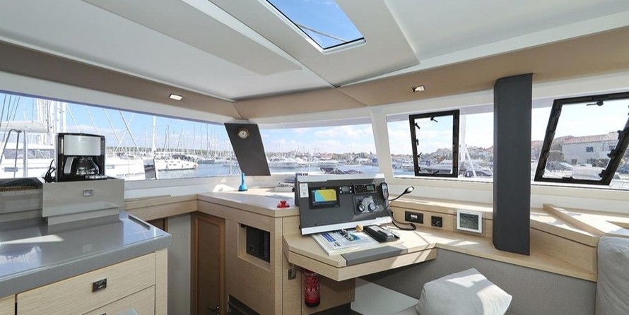 Fountaine Pajot Saona 47