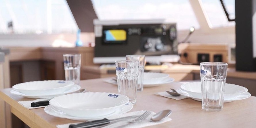 Fountaine Pajot Saona 47