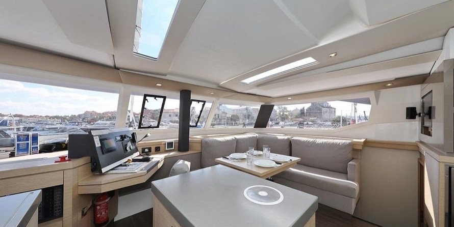 Fountaine Pajot Saona 47