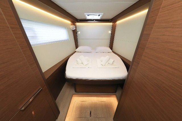 Lagoon 50