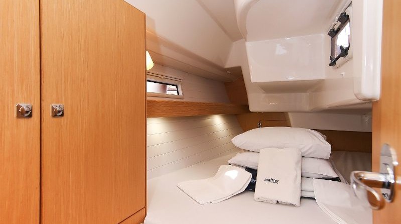 Bavaria CRUISER 34