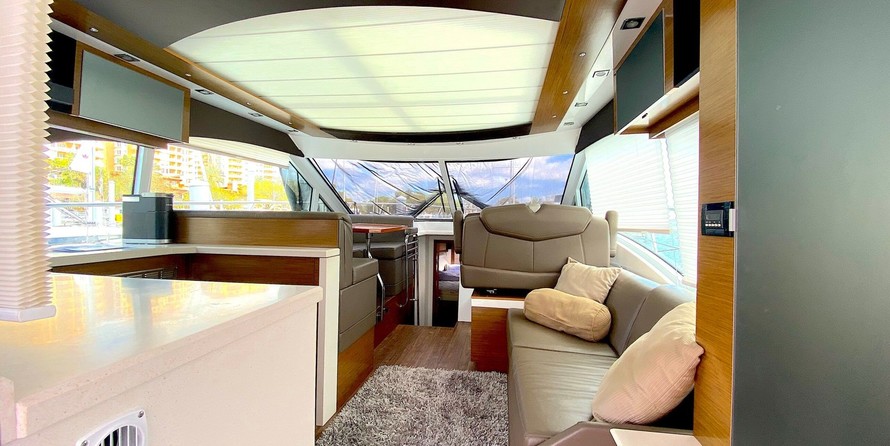 Cruisers Yachts 45 Cantius