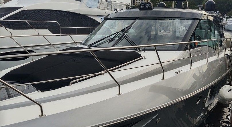 Cruisers Yachts 45 Cantius