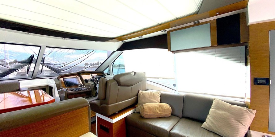 Cruisers Yachts 45 Cantius