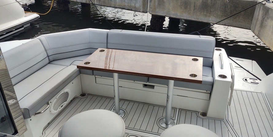 Cruisers Yachts 45 Cantius