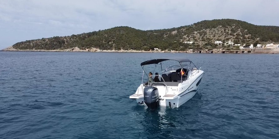 Jeanneau Cap Camarat 7.5