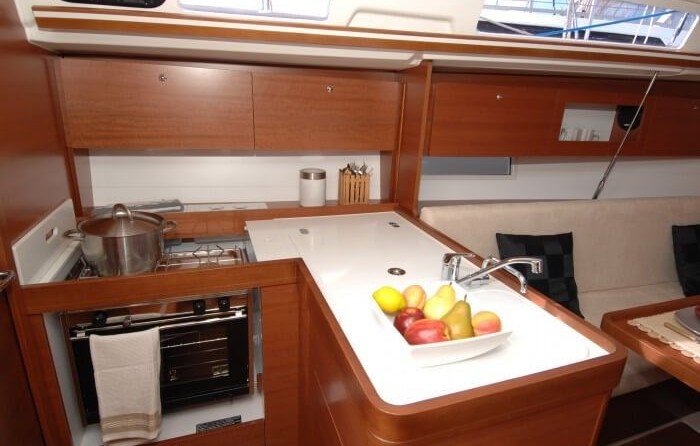 Dufour 335 GL