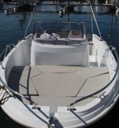 Jeanneau Cap Camarat 5.5 CC