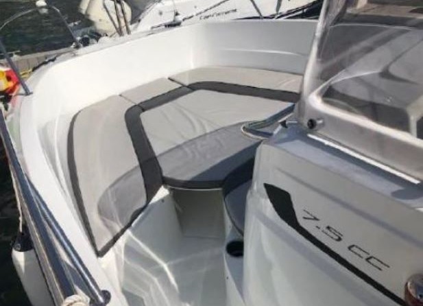 Jeanneau Cap Camarat 7.5 CC