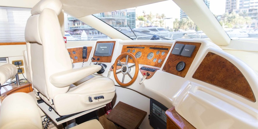 Azimut 58