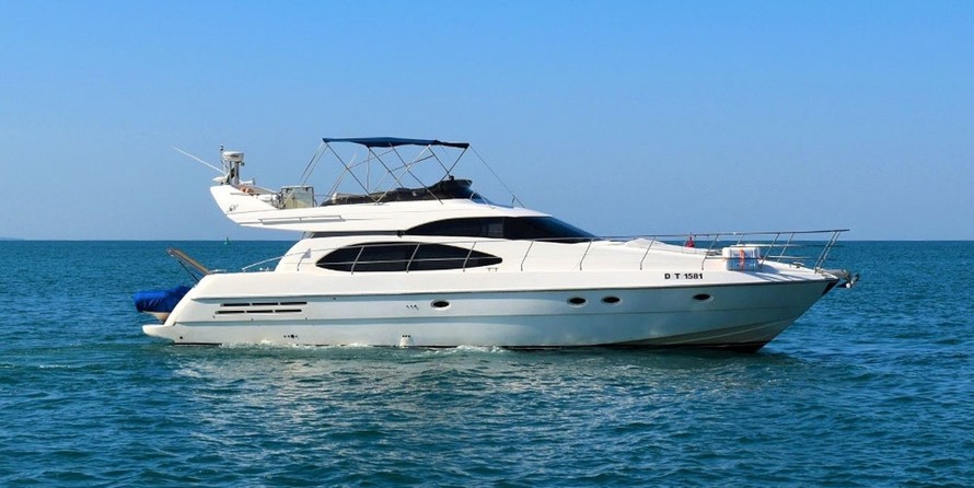 Azimut 58
