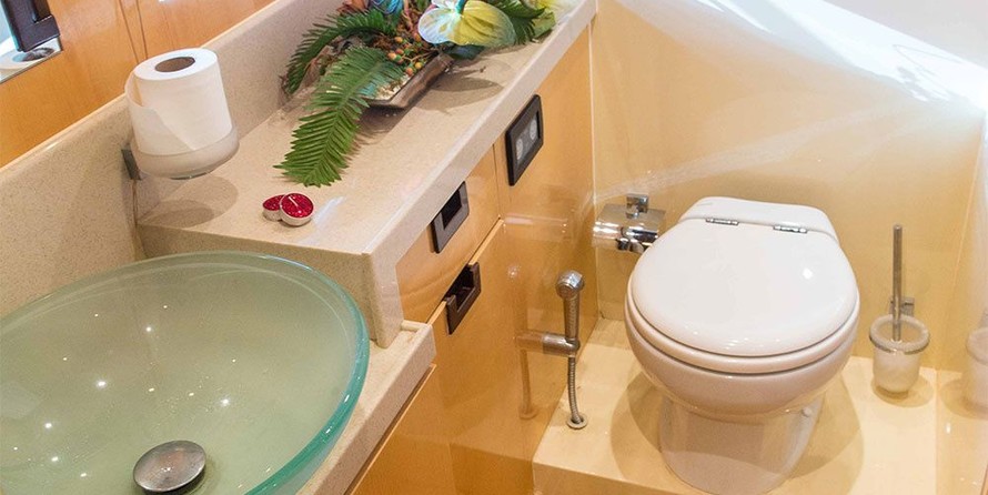 Gulf Craft Majesty 56