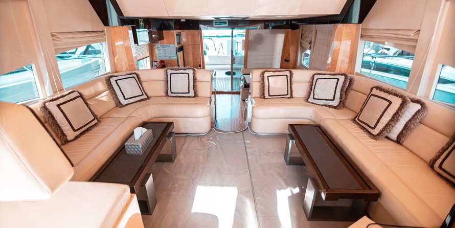 Gulf Craft Majesty 56