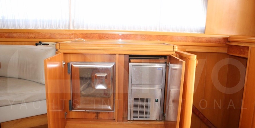 Sanlorenzo 64/70 Steel