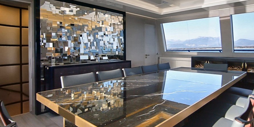 Overmarine Mangusta 165E