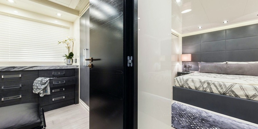 Overmarine Mangusta 165E