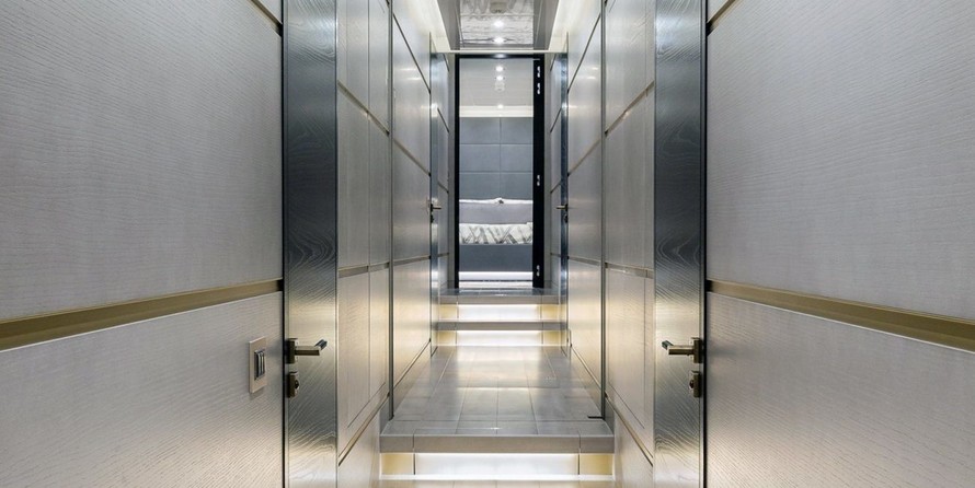 Overmarine Mangusta 165E