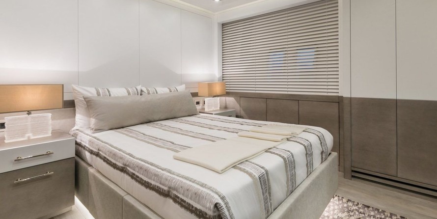 Overmarine Mangusta 165E