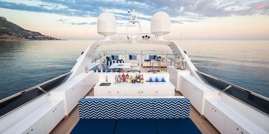 Overmarine Mangusta 165E