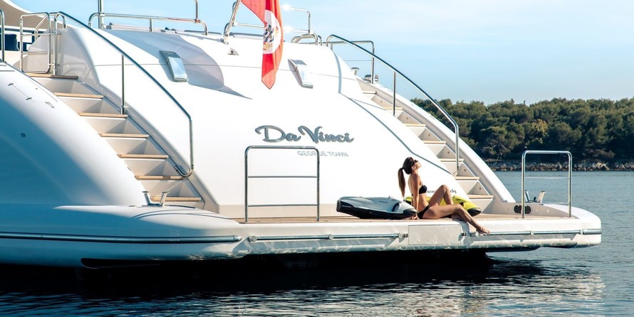 Overmarine Mangusta 165E