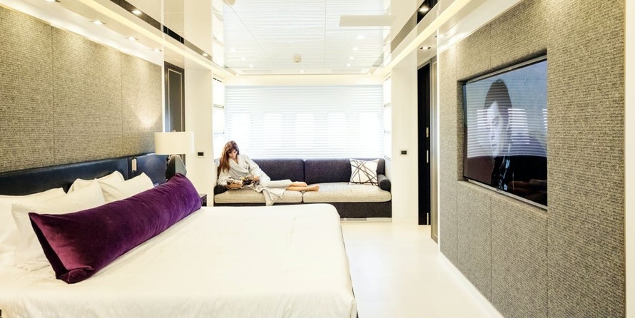 Overmarine Mangusta 165E